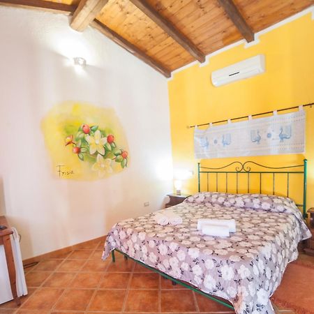Sa Tanchitta Villa Ula Tirso Exteriör bild